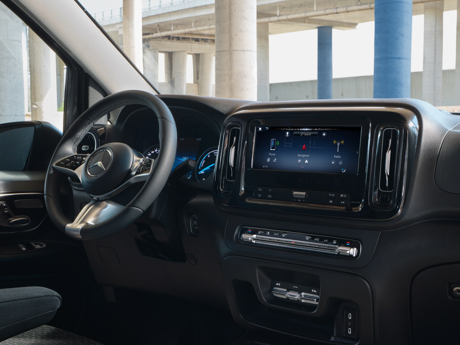 Extraopțiunea digitală în sistemul multimedia MBUX al unui eVito de la Mercedes-Benz.