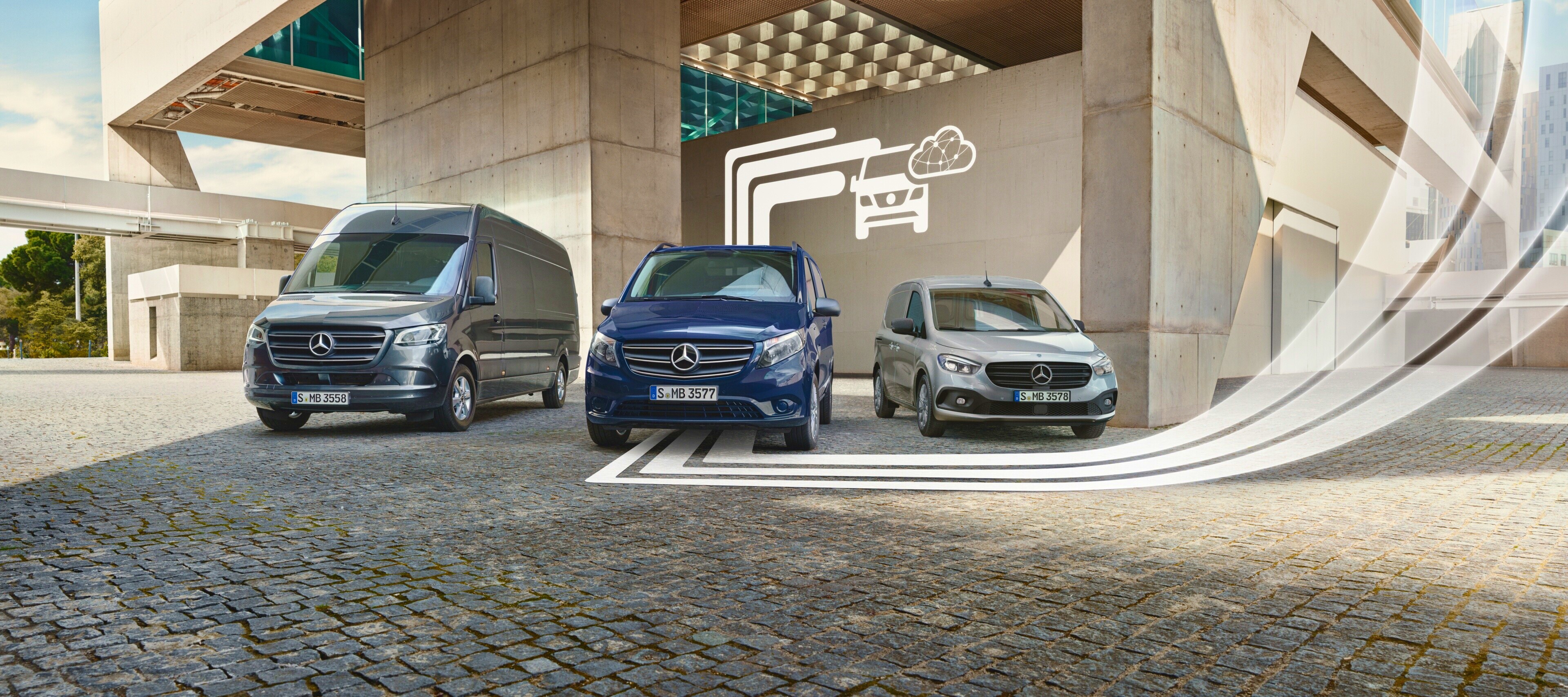 Extraopțiuni digitale pentru clienți comerciali | Mercedes-Benz Vans Obține actualizarea digitală pentru autovehiculul tău și beneficiază de mai multă eficiență, transparență și inteligență.