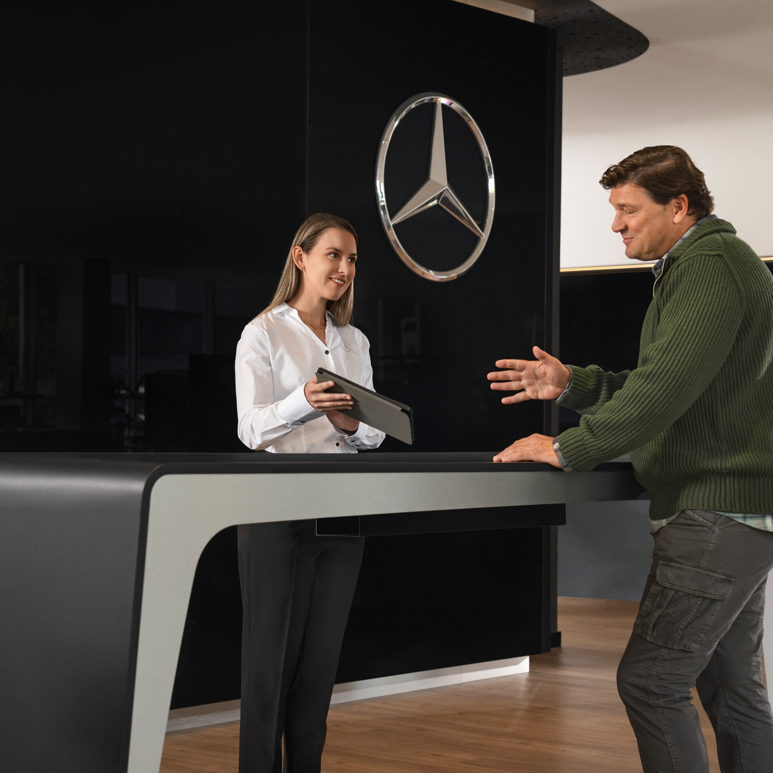 Consultant de service Mercedes-Benz.