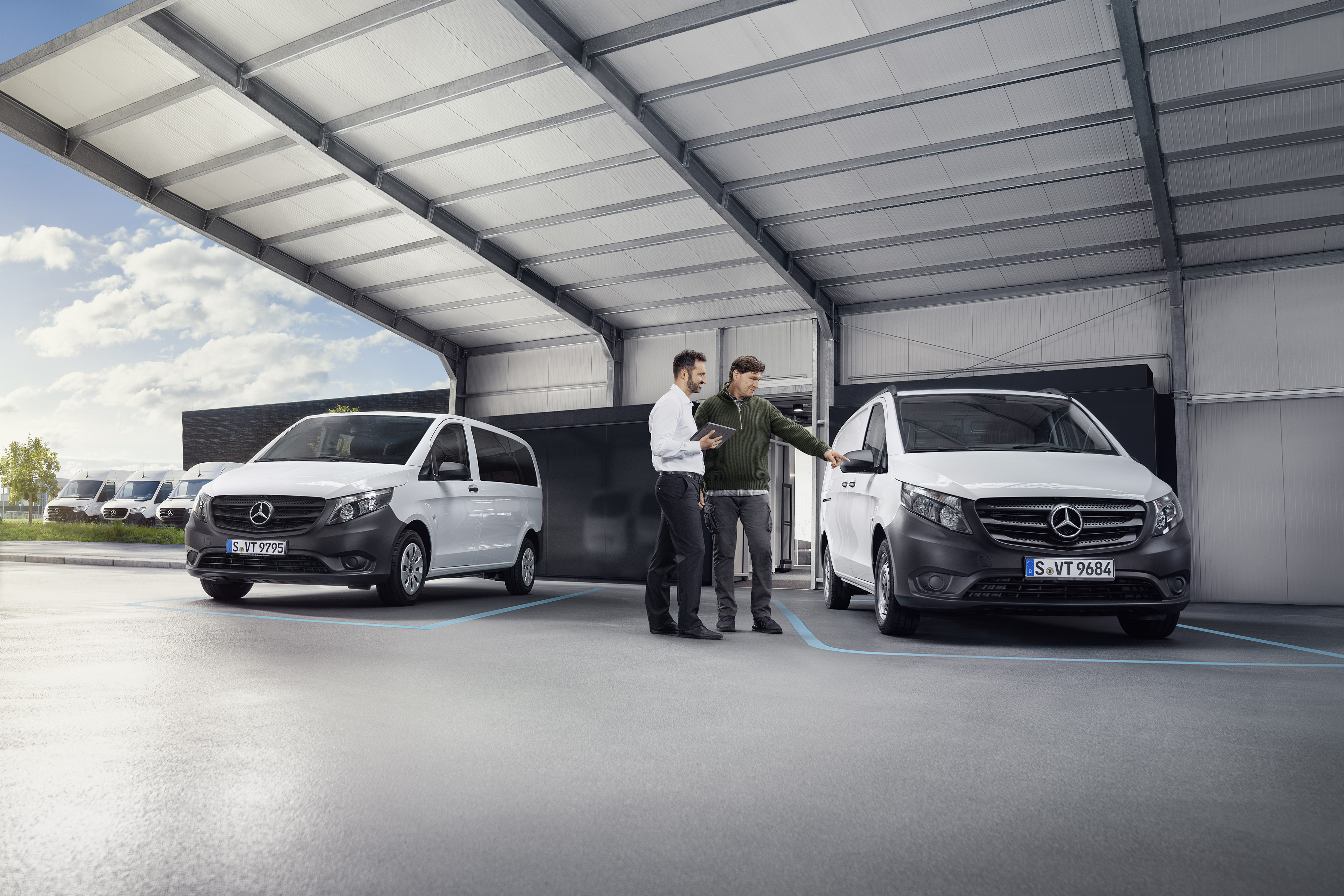 Mercedes-Benz | Rechemare în service Asistență clienți Mercedes-Benz.