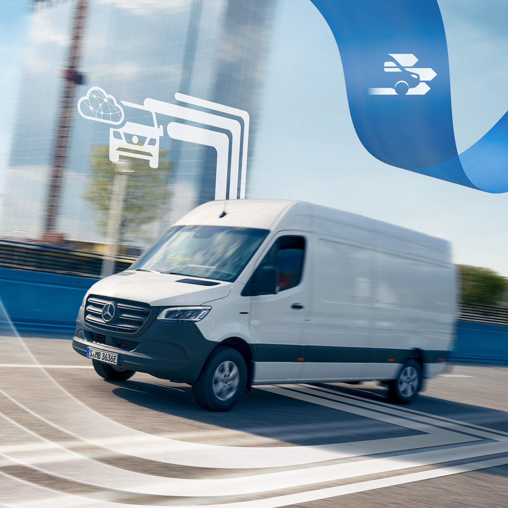 Mercedes-Benz | Tehnologie autovehicule comerciale | Extraopțiuni digitale Autovehicul comercial Mercedes-Benz Sprinter alb pe drum cu simbol digital.