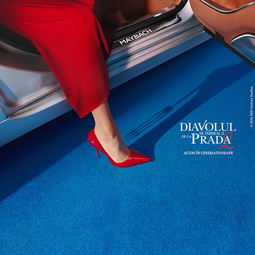Arta apariției, în bătaia blitzurilor. Descoperă noul Mercedes-Maybach Clasa S în cea mai recentă colaborare cu #TheDevilWearsPrada