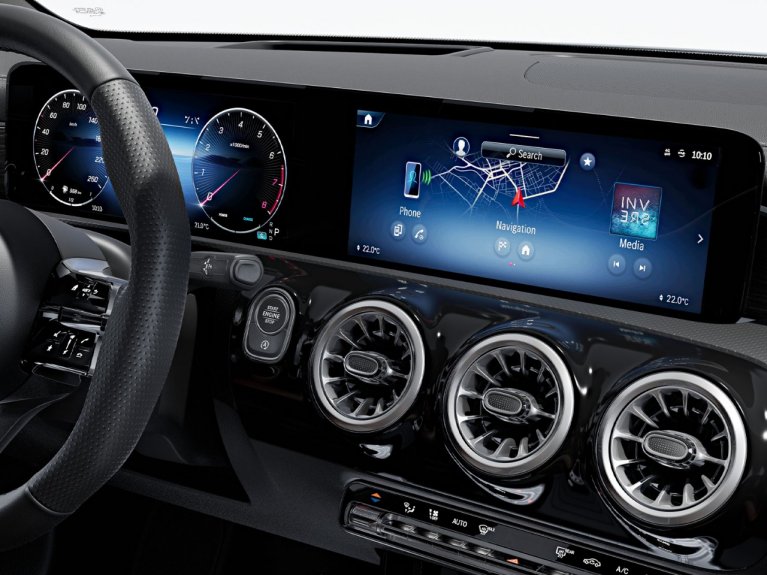 Sistemul MBUX din noul model Mercedes-Benz CLA Coupé.