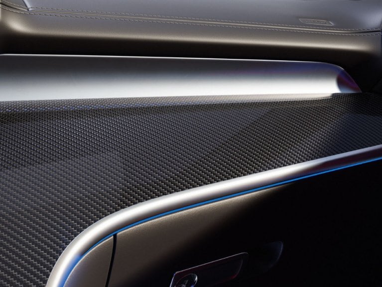 Elementele decorative AMG carbon în noul model CLE Coupé de la Mercedes-Benz.