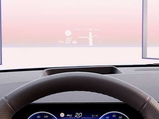 Head-up display-ul din noul model EQA de la Mercedes-Benz.